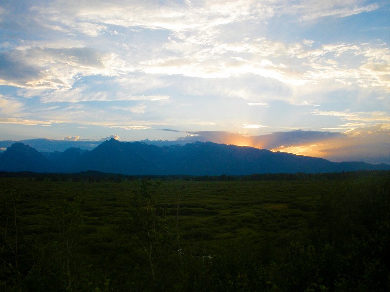 Trip (67).jpg - Sunset at the Tetons